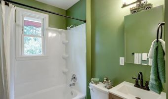 1026 W BROWNING Rd, Bellmawr, NJ 08031