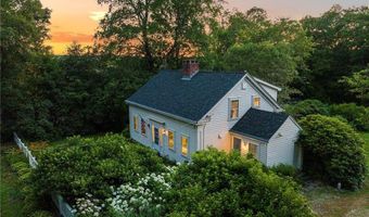 22 Brayton Rd, Smithfield, RI 02917