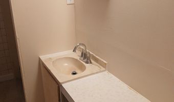 678 Dixie, Macon, GA 31206