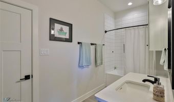 236 Runnymede Way, Abilene, TX 79606