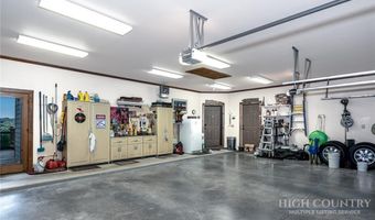 171 Camp Davis Rd, Banner Elk, NC 28604
