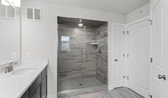 2410 STELLA Pl 2, Alexandria, VA 22303