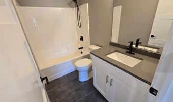 1801 12th Ave NE, Austin, MN 55912