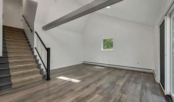 218 Main St, Alton, NH 03809