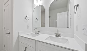 823 Mulligan Dr, Ayden, NC 28513