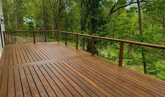 475 Longview Heights Rd, Athens, OH 45701