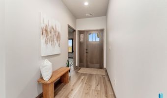 414 N Almond Ave, Brandon, SD 57005