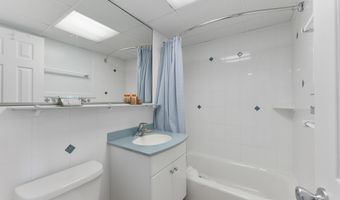 7800 Dune Dr, Avalon, NJ 08202