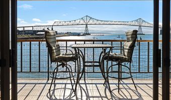 1 3RD St 204, Astoria, OR 97103