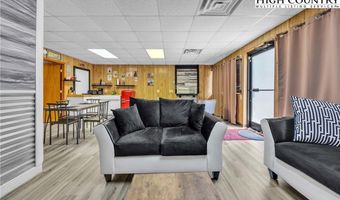 9211 N NC Hwy 194 N, Lansing, NC 28643