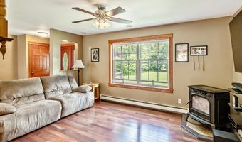 216 Wood Ln, Alburgh, VT 05440
