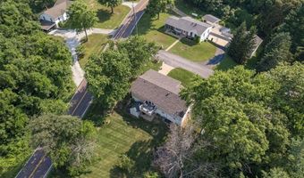 21 Sun Aire Dr, Arnold, MO 63010