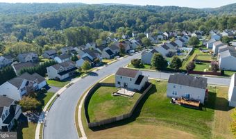 504 LONGVIEW Dr, Reading, PA 19608