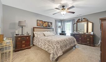 1403 Old Briar Trl, Auburn, IN 46706