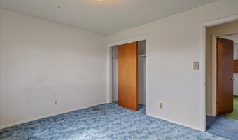 6921 POULOS Dr, Cheyenne, WY 82009