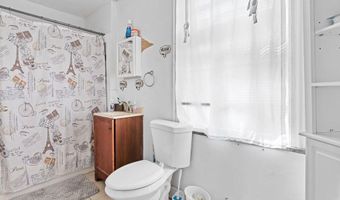 1428 Park Ave, Cranston, RI 02920