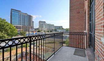 3235 NE Roswell Rd NE 716, Atlanta, GA 30305