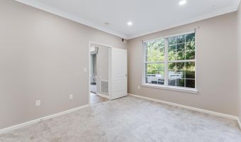 20901 CEDARPOST Sq 101, Ashburn, VA 20147