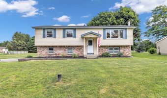 12485 N Lawn Ct, Alden, NY 14004