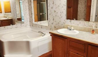 320 E Iowa St, Afton, IA 50830