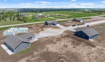 10885 Eagle Ct, Belle Fourche, SD 57717