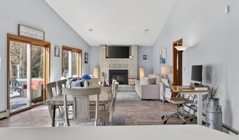 87 Maple Ridge Dr, Monmouth, ME 04259