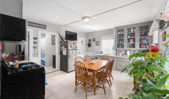129 Cleveland St, Central Falls, RI 02863
