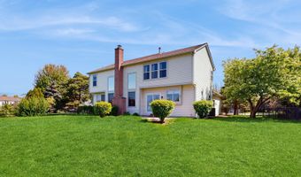 8 GEORGETOWN Ct, Algonquin, IL 60102