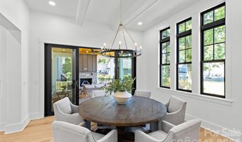 2425 Lola Ave, Charlotte, NC 28205
