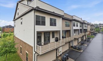 43392 WHITEHEAD Ter, Ashburn, VA 20148