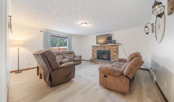 1820 W GLENDALE Ave, Appleton, WI 54914