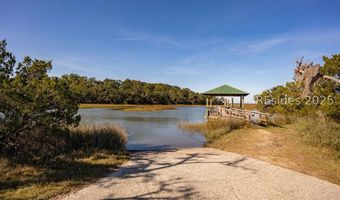 210 Old Plantation Dr, Beaufort, SC 29907