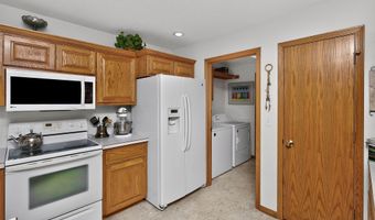 842 Lindsay Ct SW, Altoona, IA 50009