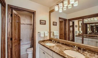 32 Highlands Ln 307, Beaver Creek, CO 81620