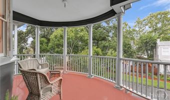309 E Duffy St, Savannah, GA 31401