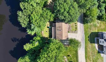 8 Riverside Dr, Allenstown, NH 03275