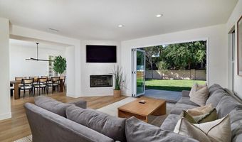 2610 Garden House Rd, Carlsbad, CA 92009