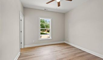 105 Kingsmill Ct, Advance, NC 27006