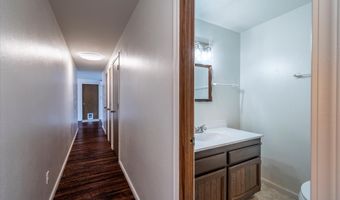 950 NE 1ST St, Bandon, OR 97411