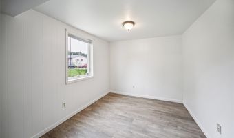 130 E Mckinley Ave, Des Moines, IA 50315