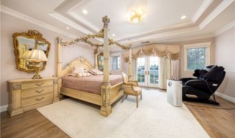 220 W Lemon Ave, Arcadia, CA 91007