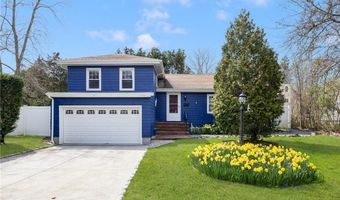 9 Valley Dr, Bristol, RI 02809