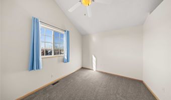 2115 SW Sugarberry Ct, Ankeny, IA 50023