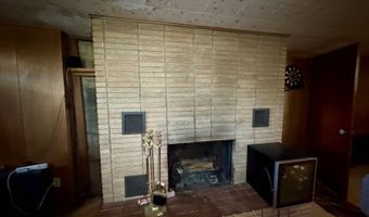 1204 4th St, Britton, SD 57430