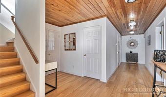 731 River Run Rd, Banner Elk, NC 28604