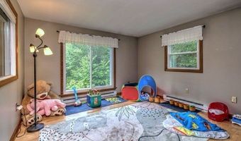 8 Whippoorwill Ln, Bethany, CT 06524