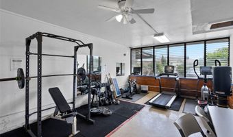 5210 Likini St 1401, Honolulu, HI 96818