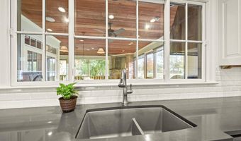 1231 Cyril Ave, Baton Rouge, LA 70806