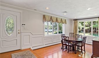 14 Dawn Ln, Coventry, RI 02816