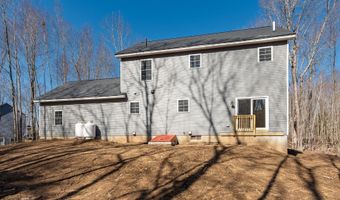 341 River Rd, Windham, ME 04062